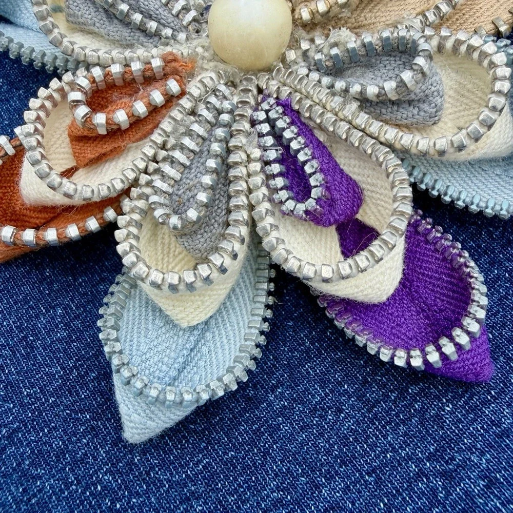 Handmade Flower Zipper Brooch 3.5